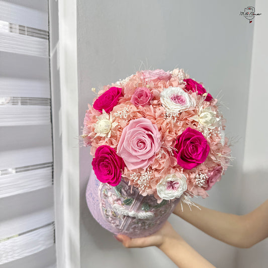 preserved rose & hydrangeas in round box